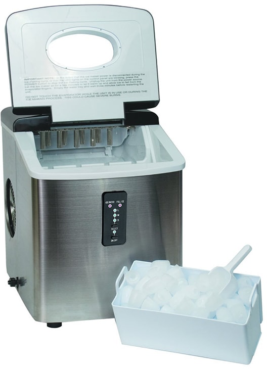 Igloo ICE103 Counter Top Ice Maker in use-min