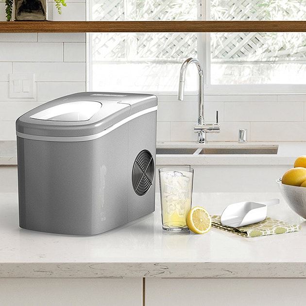 hOmeLabs Portable Ice Maker Machine for Counter Top in use-min